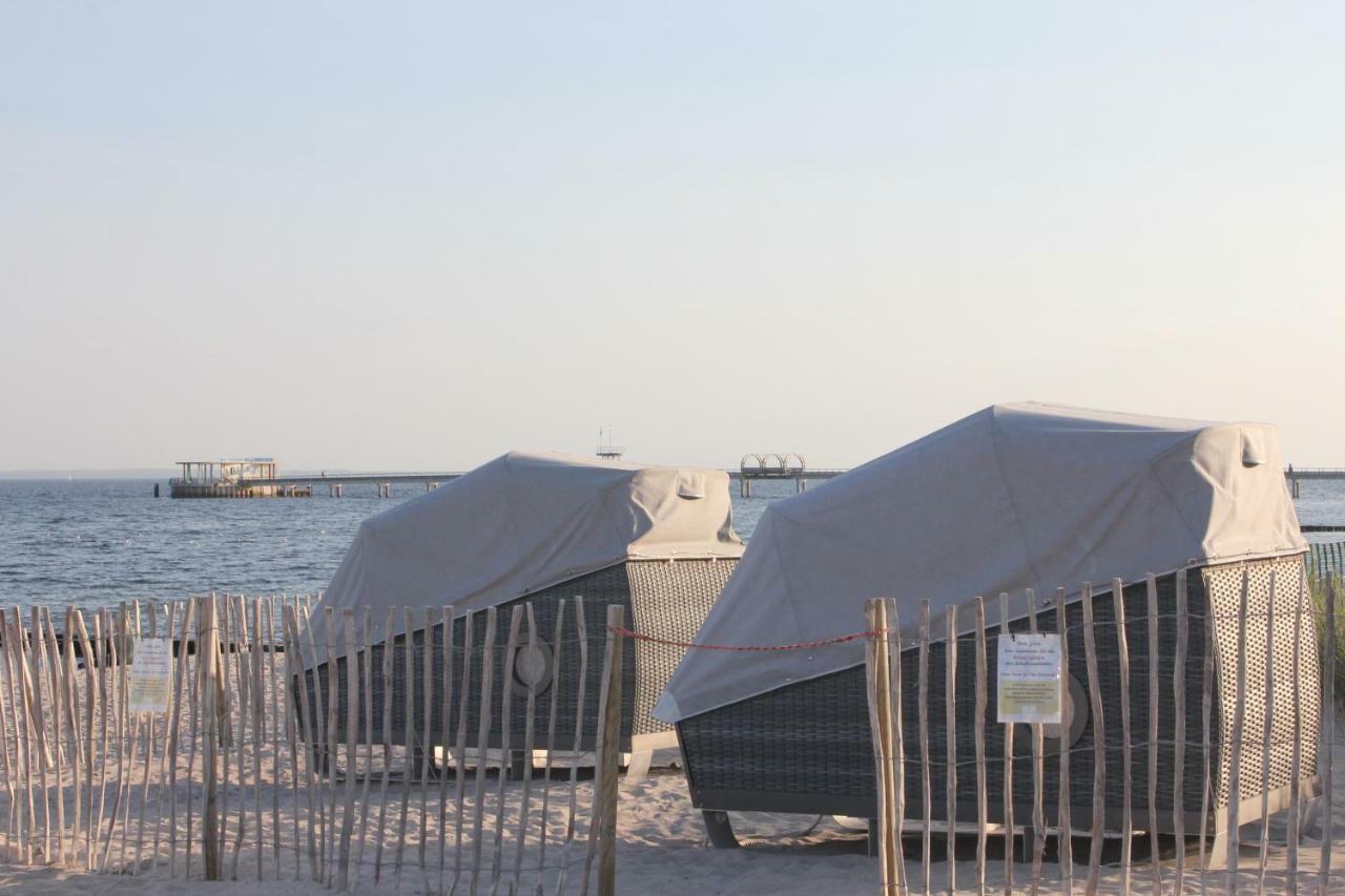Strandlaeufer Im Kirschgarten Kellenhusen Kültér fotó