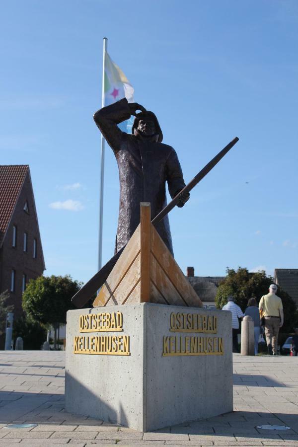Strandlaeufer Im Kirschgarten Kellenhusen Kültér fotó