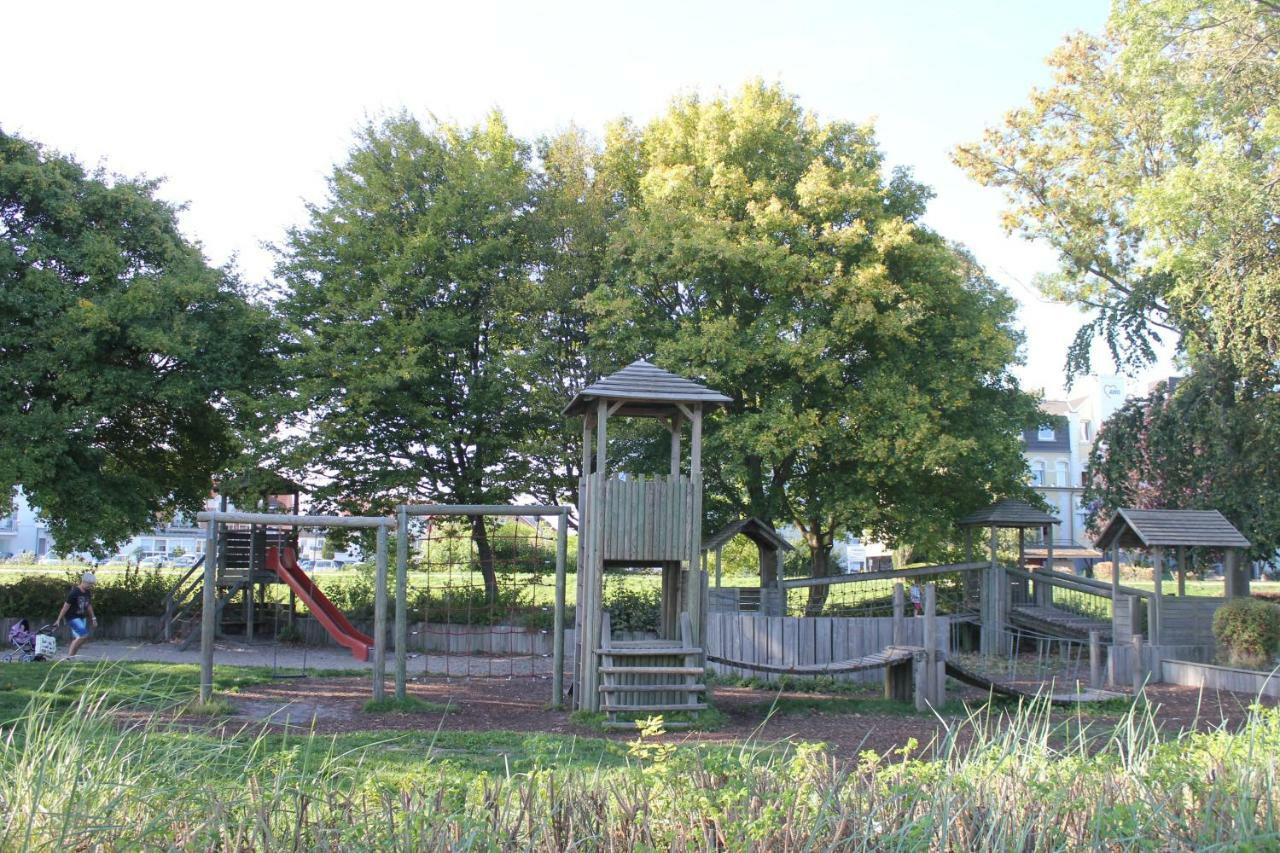 Strandlaeufer Im Kirschgarten Kellenhusen Kültér fotó