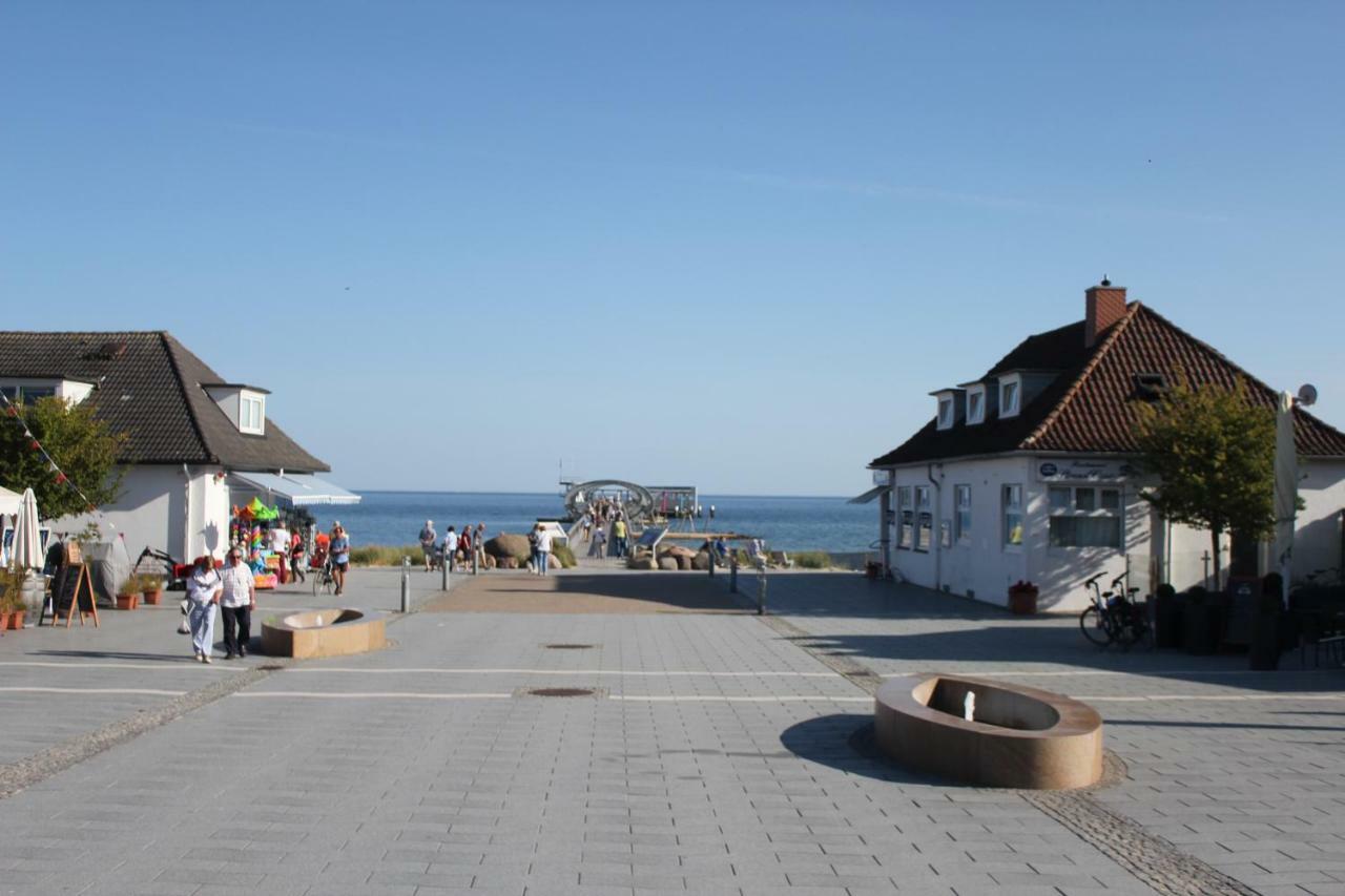 Strandlaeufer Im Kirschgarten Kellenhusen Kültér fotó